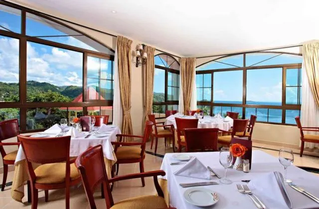 Restaurante hotel Bahia Principe Cayacoa Samana republica dominicana
